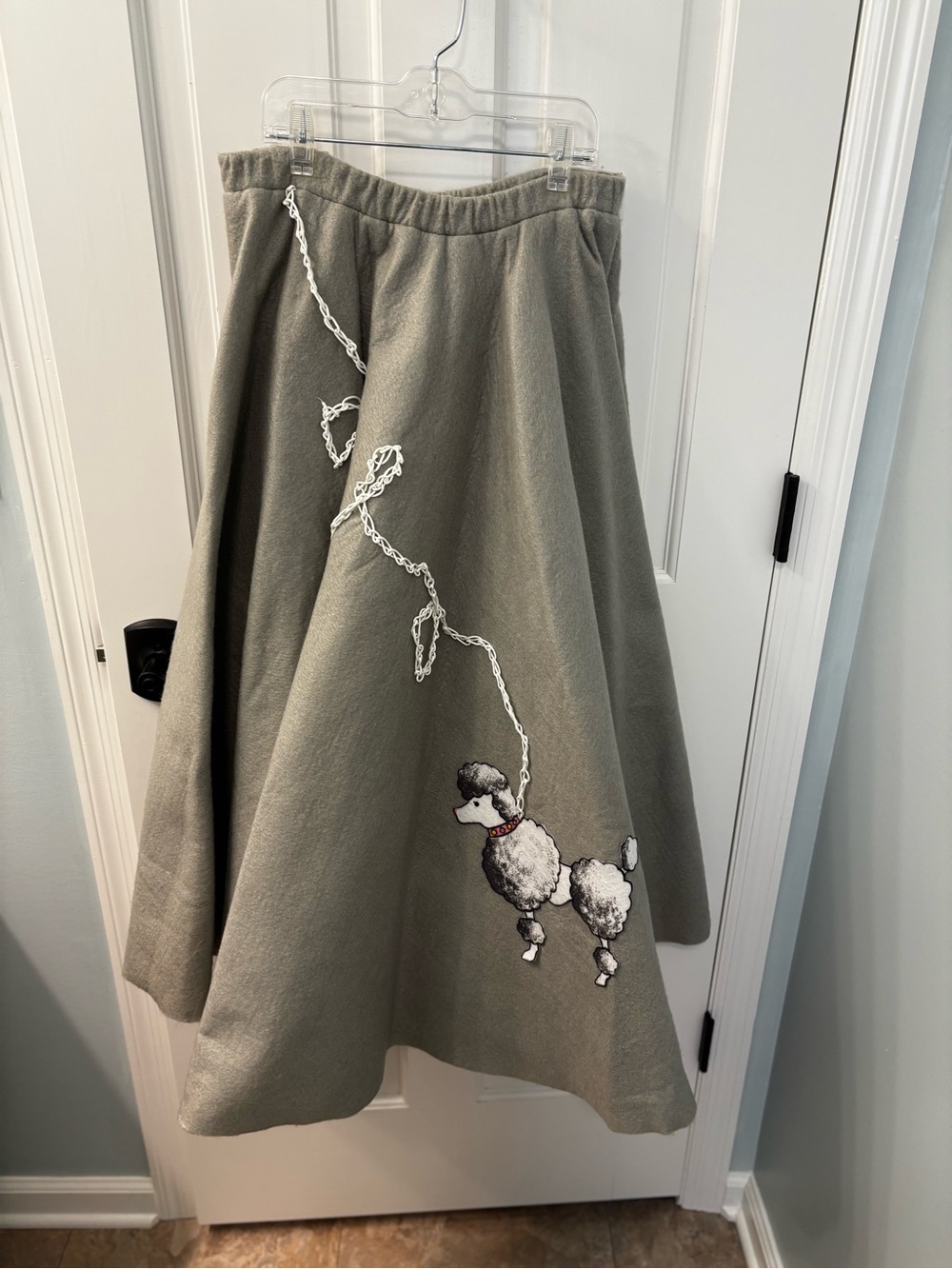 Womens Gray Felt Puffy Poodle Skirt